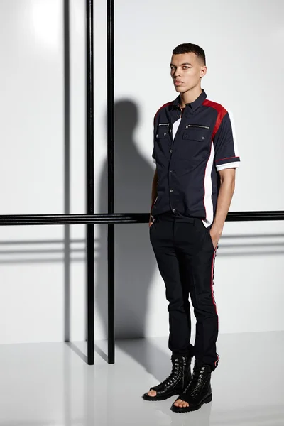 Look 19